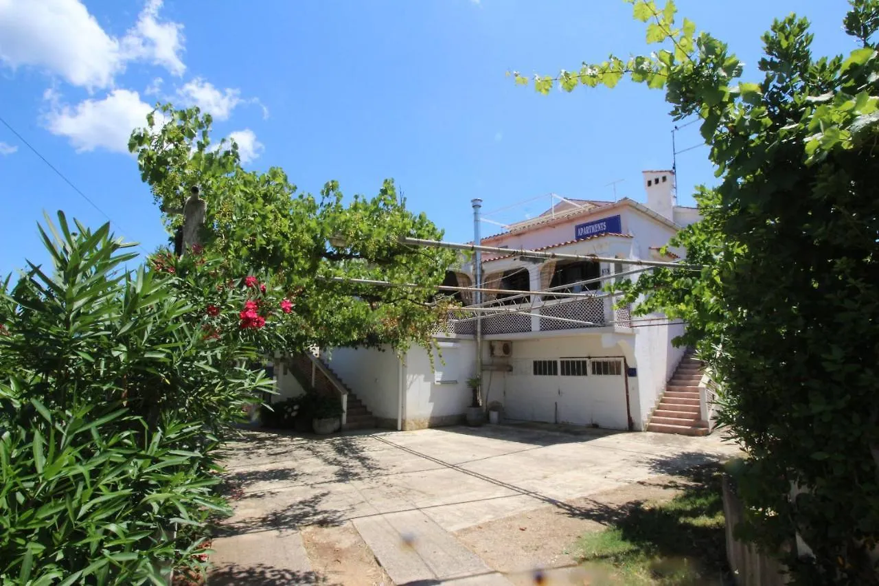 Apartments With A Parking Space Silo, Krk - 18769  Silo (Krk)
